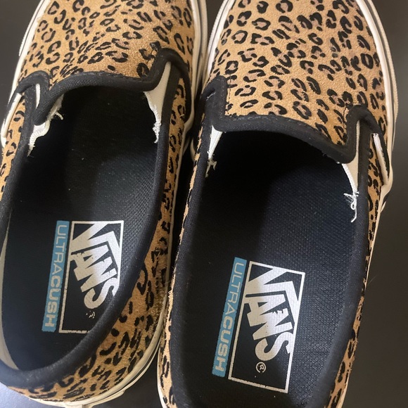 Vans Leopard Print Slip-On Sneakers - Picture 4 of 6